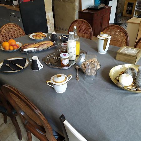 Chambre D'Hote En Famille バイユー エクステリア 写真
