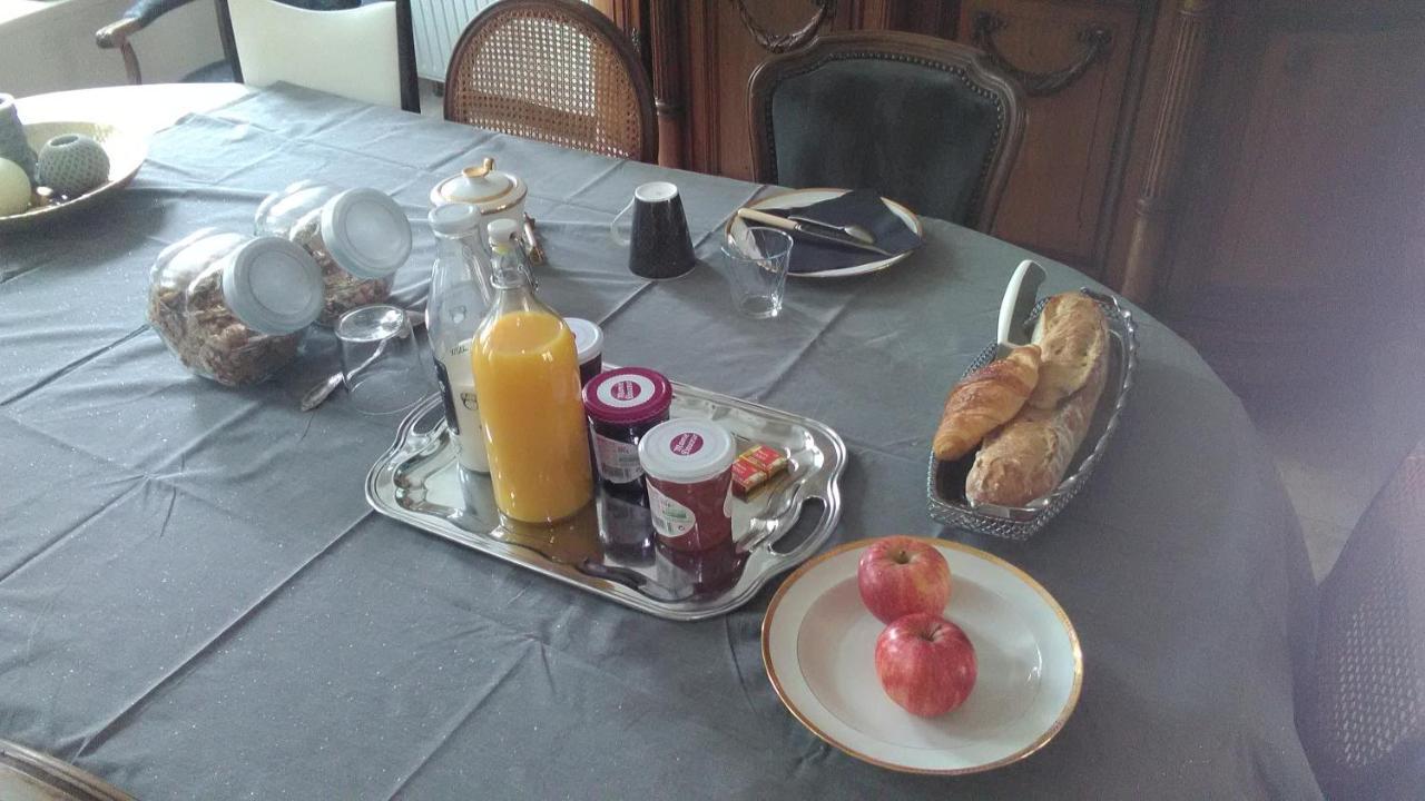 Chambre D'Hote En Famille バイユー エクステリア 写真