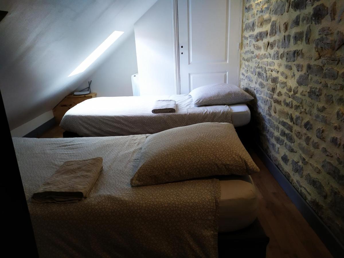Chambre D'Hote En Famille バイユー エクステリア 写真